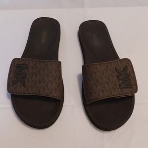 MK sandals